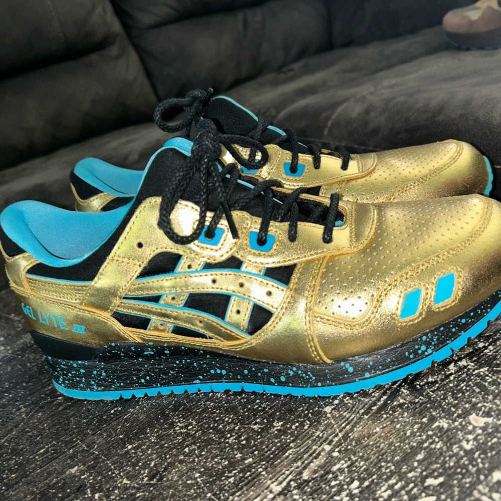 ASICS GEL LYTE III - Villa X Wale in great condition!